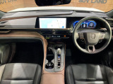 クラウンクロスオーバー 2.5 G アドバンスト レザー パッケージ E-Four 4WD 