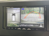 【マルチアラウンドモニター】専用のカメラにより、上から見下ろしたような視点で360度クルマの周囲を確認することができます☆死角部分も確認しやすく、狭い場所での切り返しや駐車もスムーズに行えます。