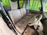 運転席シート廻りは使用感も少なく、良好な状態となっています。丁寧に使われていたことがよくわかりますね。