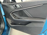 【ご納車後について】遠方のお客様はお住まいのエリアのBMWサービス工場にてメンテナンスを受けて頂けます。現地BMWへのお取次ぎなどもさせて頂きますのでご安心下さい。