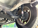 お車を安心してお乗りいただく為には、足回りの定期点検が欠かせません。サービスサポート(有償保証)では無料点検もご提供しており、安心のカーライフをお過ごしいただけるサポート体制が整っています。