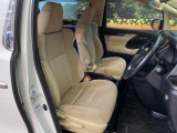 運転席シート廻りは使用感も少なく、良好な状態となっています。丁寧に使われていたことがよくわかりますね。