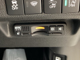 ETC車載器付。ETCが使用可能な道路通行料はキャッシュレスでスマートに走行できます。再セットアップして納車致します。