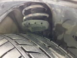 お車を安心してお乗りいただく為には、足回りの定期点検が欠かせません。サービスサポート(有償保証)では無料点検もご提供しており、安心のカーライフをお過ごしいただけるサポート体制が整っています。