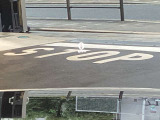 運転視界の遠方上方に虚像を投影することで前を見ながら情報の視認ができます。本当にドライバーが必要な情報を適切に伝え、楽しんで頂くことを考えた新世代装備です。※虚像は2.6m前方に浮かぶイメージです。