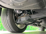 お車を安心してお乗りいただく為には、足回りの定期点検が欠かせません。サービスサポート(有償保証)では無料点検もご提供しており、安心のカーライフをお過ごしいただけるサポート体制が整っています。