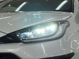 LEDヘッドライトです。デザイン性がよくとても明るいので、夜間の走行や悪天候でも安心です。しかも長寿命!