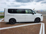 ステップワゴン 1.5 スパーダ プレミアムライン 4WD 