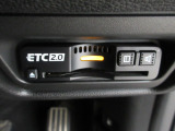 ETC付。高速道路の料金所はキャッシュレスで通過です。サービスエリア等にあるスマートインターの出入口も利用可能でとっても便利。ご納車後すぐにお使い頂けるようセットアップしてのお渡しとなります。