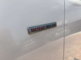 特別仕様車の100周年記念車です。