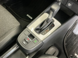 発進時から滑らかに加速する無段階変速のCVTはストップ&ゴーの多い街の中も快適です