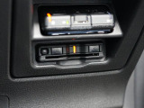 ETC車載器搭載です。スマートICも増えてきており、必須装備といって良い便利装備です。