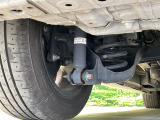 お車を安心してお乗りいただく為には、足回りの定期点検が欠かせません。サービスサポート(有償保証)では無料点検もご提供しており、安心のカーライフをお過ごしいただけるサポート体制が整っています。