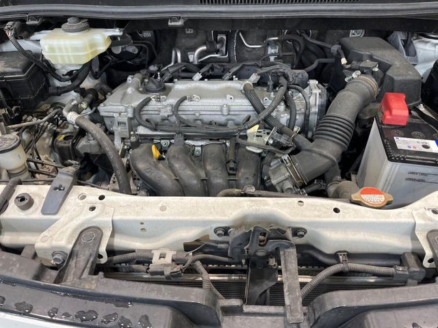 トヨタ ヴォクシー 2.0 ZS 煌 の中古車詳細 (102,770km, ホワイト