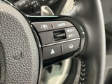クルーズコントロールを装備しています。高速道路などで一定の速度で走ってくれるので運転が楽ですよ!速度を設定できますので、スピードの出しすぎにも注意できます。