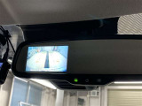バックモニターで、後方確認しながら安心して駐車することができます。車庫入れが苦手な方にも安心です。※カメラが映し出す範囲は限られています。必ず車両周辺の安全を直接確認してください