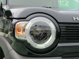 ヘッドライトはLEDランプです。LEDランプは従来のハロゲンランプと比べて、長寿命・省電力、そしてとても明るいのです!
