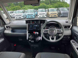 自動車保険も取り扱っておりますの無料で見積りをいたします♪ お客様のお話を伺い、お客様に合った的確なプランをご提案させて頂きます。