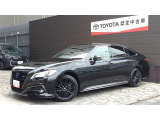人気のクラウン入庫しました!!!そして4WD車になります!!装備も充実しており快適に乗っていただける一台です!!