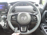 握りやすい大きなハンドルで運転しやすいです♪