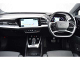 Audiのインテリアはエクステリア同様、優れたデザイン性とクオリティ、そして機能性を兼ね備えております。