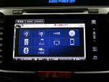 【純正ナビゲーション】使いやすいナビ操作にオーディオ機能も充実!Bluetooth接続で運転中のハンズフリー電話や好みの音楽を車内に流す事が出来ます。ラインナップや車種に応じて豊富な機能が使用可能♪