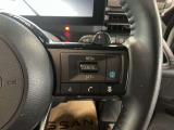 プロパイロット【同一車線運転支援技術】搭載。高速道路でドライバーに代わってアクセル、ブレーキ、ステアリングを自動制御します。