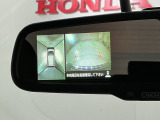 全方位モニターがついています! 車の周囲を360&deg;安全確認できるので、普段の駐車はもちろんの事、縦列駐車や幅寄せの際にも活躍してくれますよ。