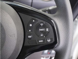 ◆アダプティブクルーズコントロール◆予め設定した車速内でクルマが自動的に加減速。前走車との適切な車間距離を維持しながら追従走行します。【LKAS】車線維持支援システムでステアリング操作を支援。