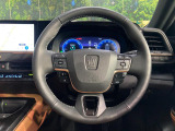 【純正革巻きステアリング】上質な革を使用することで、手にしっかり馴染みとても運転しやすいハンドルです♪