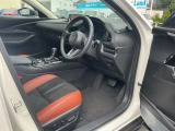 運転席足元