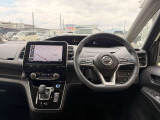 セレナ 1.2 e-POWER ハイウェイスターV 