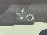【ドライブレコーダー】映像・音声などの運転中の記録を残します。事故などを起こした起こされた時の証拠になりえますので、もしも時でも安心ですね。