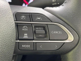 【レーダークルーズコントロール】高速道路での長距離走行が楽に!!自動で速度を保つクルーズコントロールが、衝突軽減システムと連携し、前方の車両を感知して車間を保つように速度調節してくれます!!