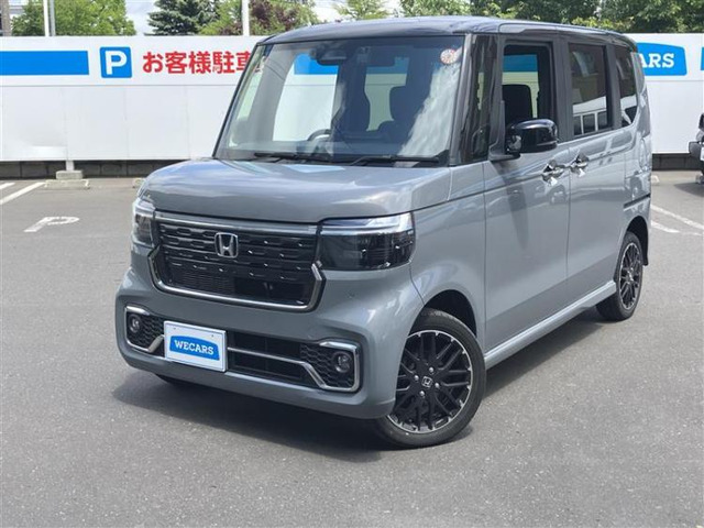 N-BOXカスタム ターボ コーディネートスタイル 2トーン 4WD 