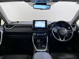 機能性あふれる運転席周りになっています。スイッチ類もとても使いやすく快適に運転できます。