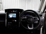 運転席に座ると☆こんな感じです♪