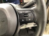 クルーズコントロールを装備しています。高速道路などで一定の速度で走ってくれるので運転が楽ですよ!速度を設定できますので、スピードの出しすぎにも注意できます。
