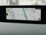 マツダコネクトの8.8インチワイドセンターディスプレイです。『Android Auto』『Apple CarPlay』や独自のコネクテッドサービスに対応したインターフェイスシステムです。