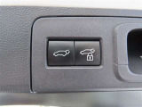 (パワーバックドア)ボタン一つで電動開閉!半ドアになる心配もありません!