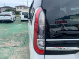 明るくて夜の暗い道も安心安全です。相手の車両にもアピールできるので更に安全!