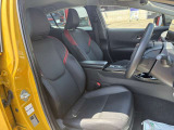 4WD/純正フルセグ付ナビ/全方位カメラ/シートヒーター/パーキングアシスト/パワーシート/置くだけ充電/デジタルインナーミラー/ETC2.0/ホイール付積込タイヤ/スマートキー/パワーリヤゲート