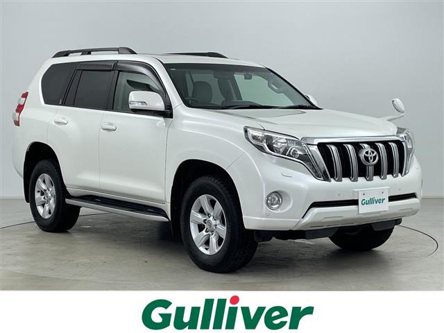 ランドクルーザープラド 2.8 TX ディーゼル 4WD 4WD サンルーフ