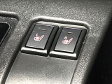 【シートヒーター】寒い日に重宝するシートヒーター!エアコンより早く温まってくれるので寒がりの人も安心ですね♪エアコンの温風は乾燥するから苦手、という方にもをおすすめです。