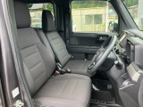 店舗併設のサービス工場にてホンダ車を知り尽くしたサービススタッフが心を込めて納車整備を実施致します。