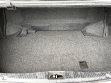 普段のお買い物や通勤、送迎等に十分な荷室スペースを確保しております。