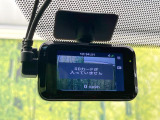 【ドライブレコーダー】ドライブレコーダー装備!走行中はもちろん、あおり運転や事故に遭遇した際、映像で記録し、万一のリスクに備えます。※記録用SDカードはお客様ご自身でご準備いただく必要があります。