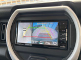 バックカメラで車庫入れをサポートします♪