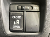 【パワースライドドア】スマートキーや運転席のスイッチでスライドドアの開閉が可能♪電動だから力を入れてドアを開ける必要が無く、小さいお子様でも、重い荷物を持っている時もラクに開け閉めできます♪