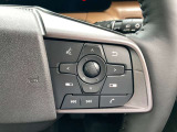 手元でナビの音量調整等が出来るのでナビの操作によるわき見運転を防止することが出来ます。